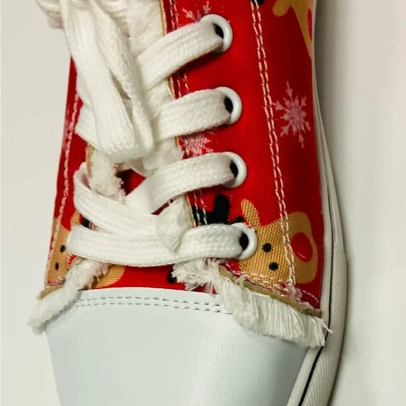 Converse Style Shoes-Red Reindeer Printed Sneakers, Red and White, Size 7 EUC - Picture 3 of 5